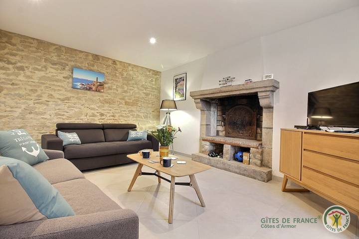 Gîte pour 4 personnes, avec terrasse et jardin à Pleumeur-Bodou - 4