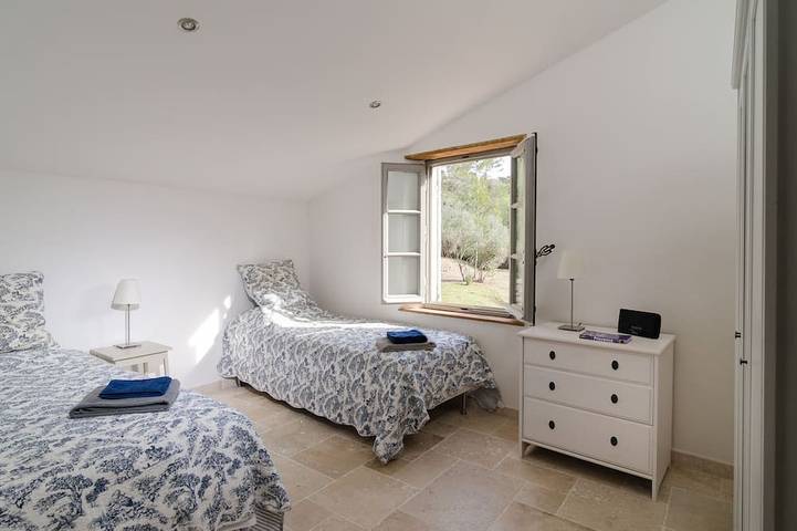 19th Century Provencal Bastide and Infinity pool in Cotignac, Brignoles region