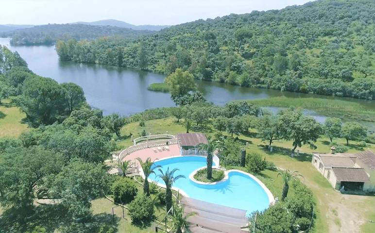 Holiday home for 26 people, with garden and pool - 1