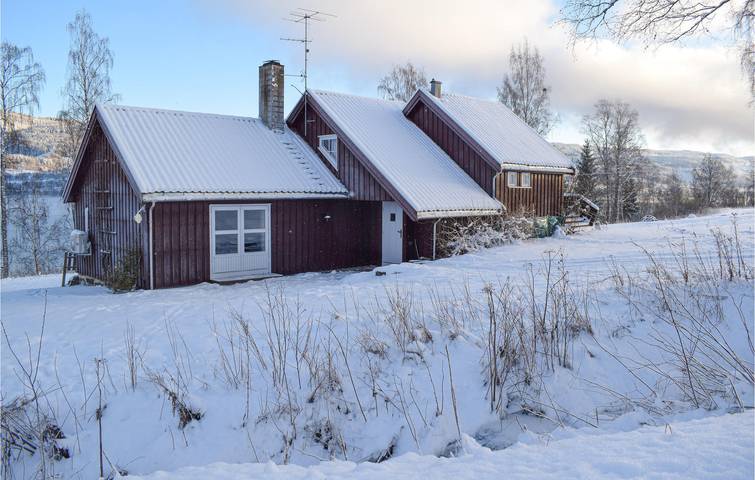 Feriehus for 6 personer med terrasse in Søndre Land 