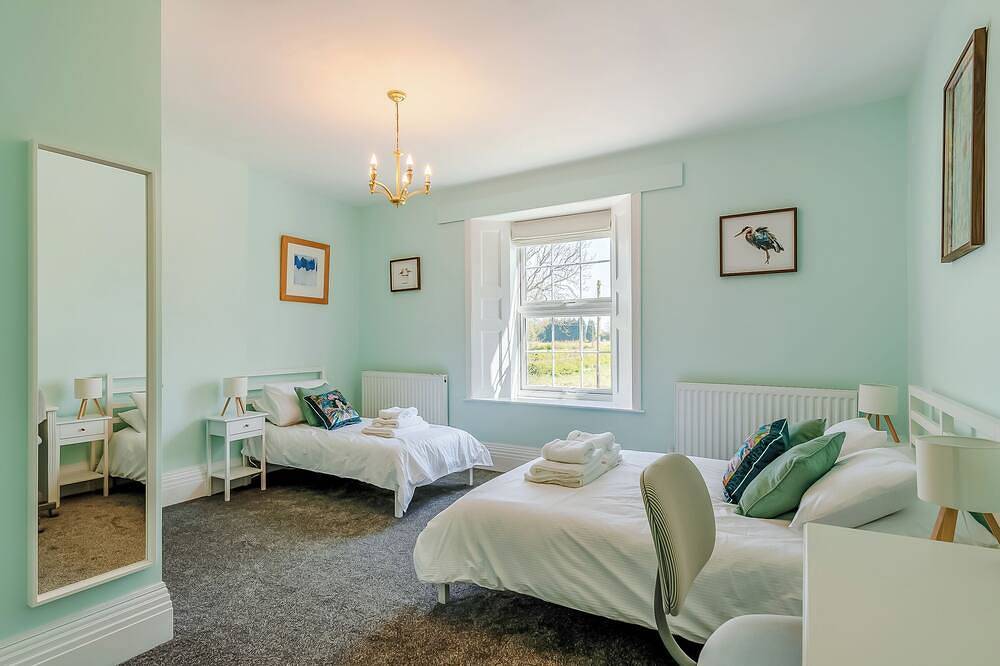 3 chambres à coucher à Featherstone, near Wakefield in Wakefield, Yorkshire de l'Ouest