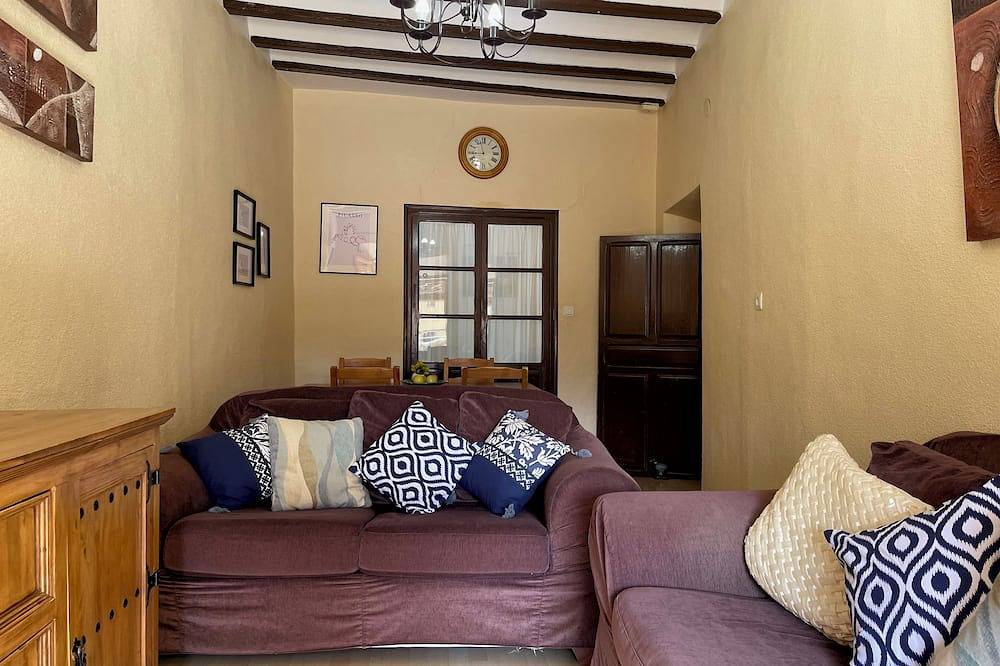 Entire 4 Bedroom house in Caravaca Old Town with fabulous roof terrace in Caravaca de la Cruz, Murcia Inland