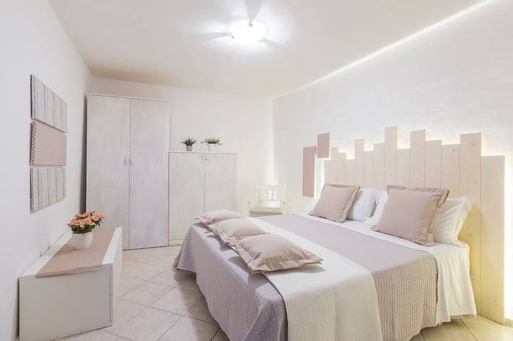 La Corte della Masseria - giardino privato e recintato - privacy - mare a 10 km in San Vito dei Normanni, Salento
