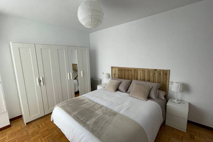 Appartement entier, Cozy Apartment with Wi-Fi Dishwasher & Washer/Dryer in Colombres, Ribadedeva