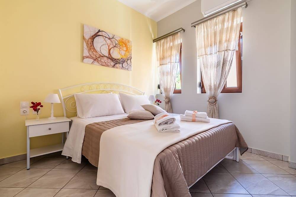 Ganze Wohnung, Meandros Apartment Gartenblick in Skopelos Stadt, Sporaden