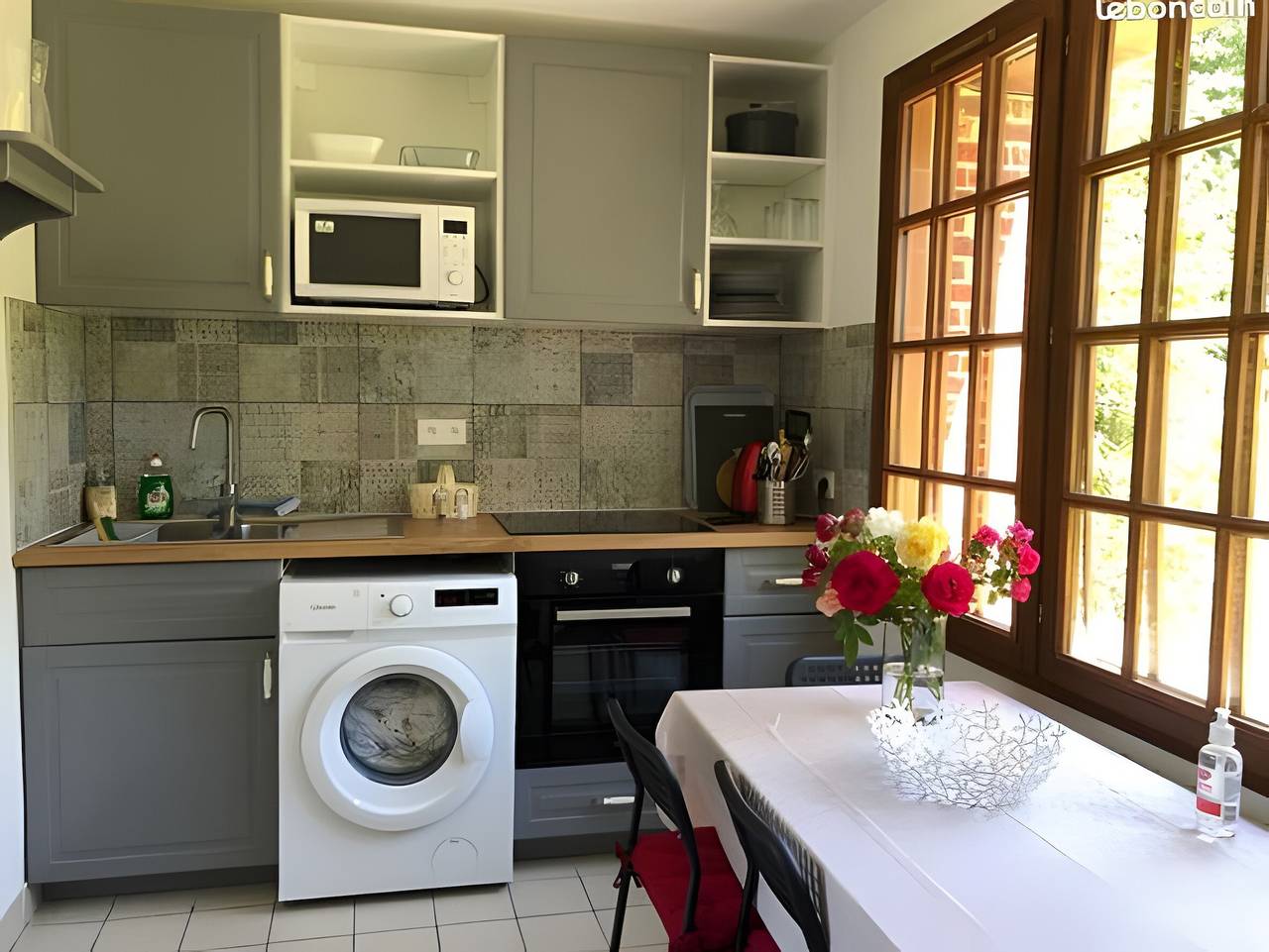 Maison de vacances « Gîte Les Rosiers » avec jardin privé in Eu, Région de Dieppe