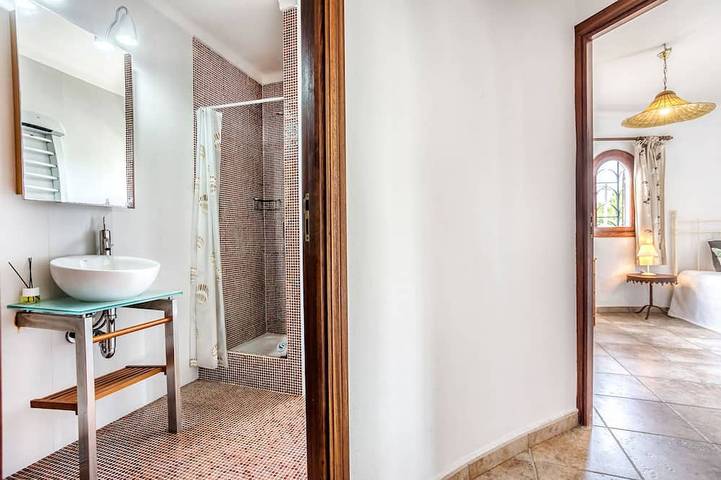 Ganze Wohnung, Obergeschoss Ferienapartment  mit Komfort und Charme, Pool und Strandnähe in Cala Santanyí in Son Moja, Santanyí