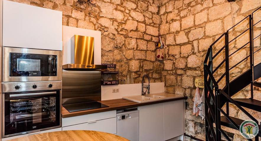 Location de vacances pour 2 personnes, avec vue et jardin à Lauzun - 4