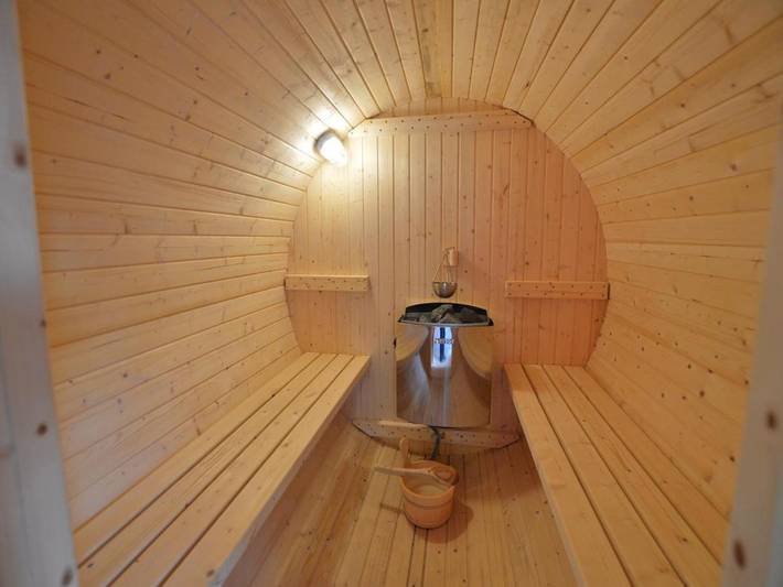 Location de vacances pour 19 personnes, avec piscine et terrasse ainsi que jacuzzi et sauna à Trooz - 2