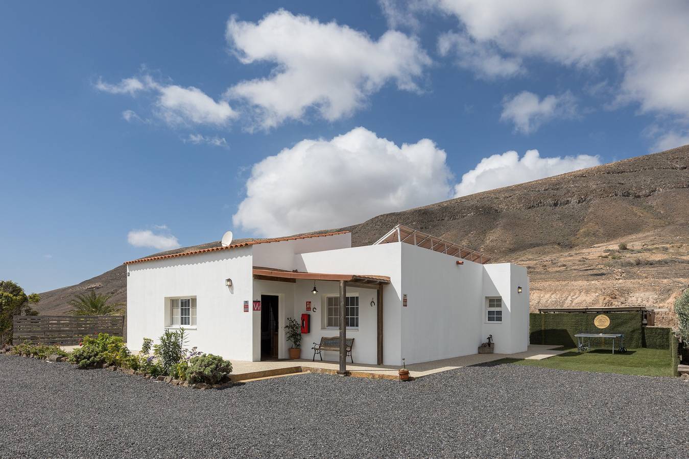 Casa vacacional 'Guerepe' con vistas a la montaña, Wi-Fi y aire acondicionado in Pájara, Fuerteventura