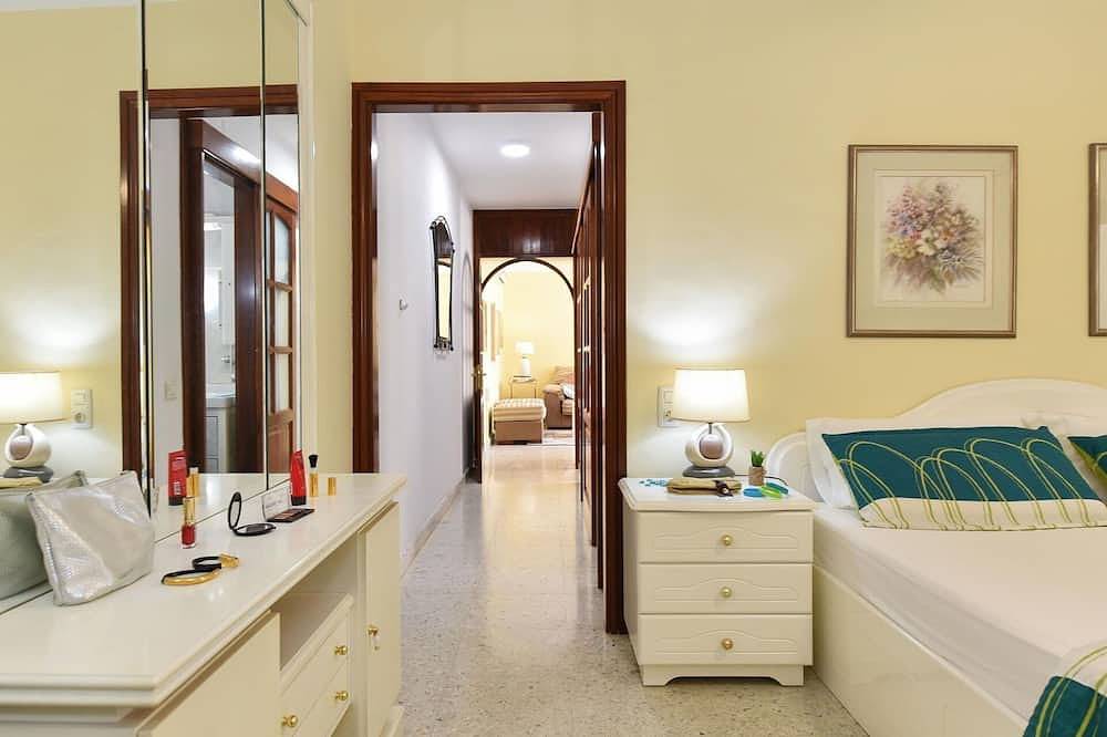 Preciosa casa de vacaciones privada para 2 personas con Wifi, A/C, piscina, Tv y patio in Maspalomas, San Bartolomé de Tirajana