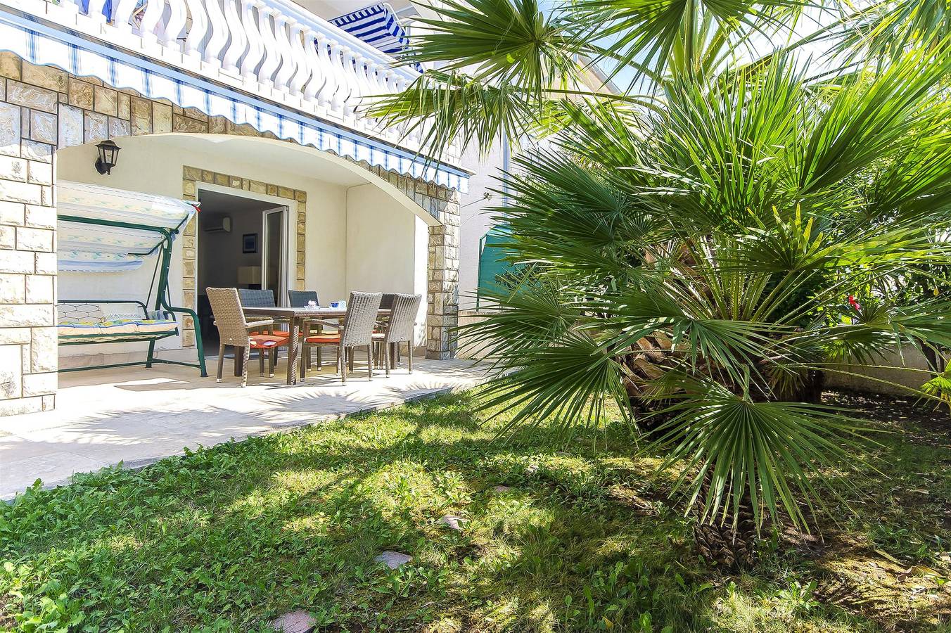 Ganze Wohnung, Apartment Sunny terrace in Vodice, Šibenik-Knin