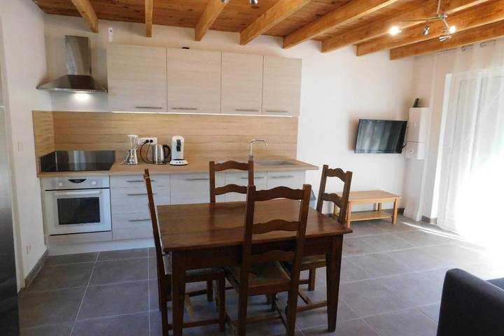 Chambre d’hôte pour 4 personnes, avec terrasse et jardin, animaux acceptés à Vals-les-Bains - 3