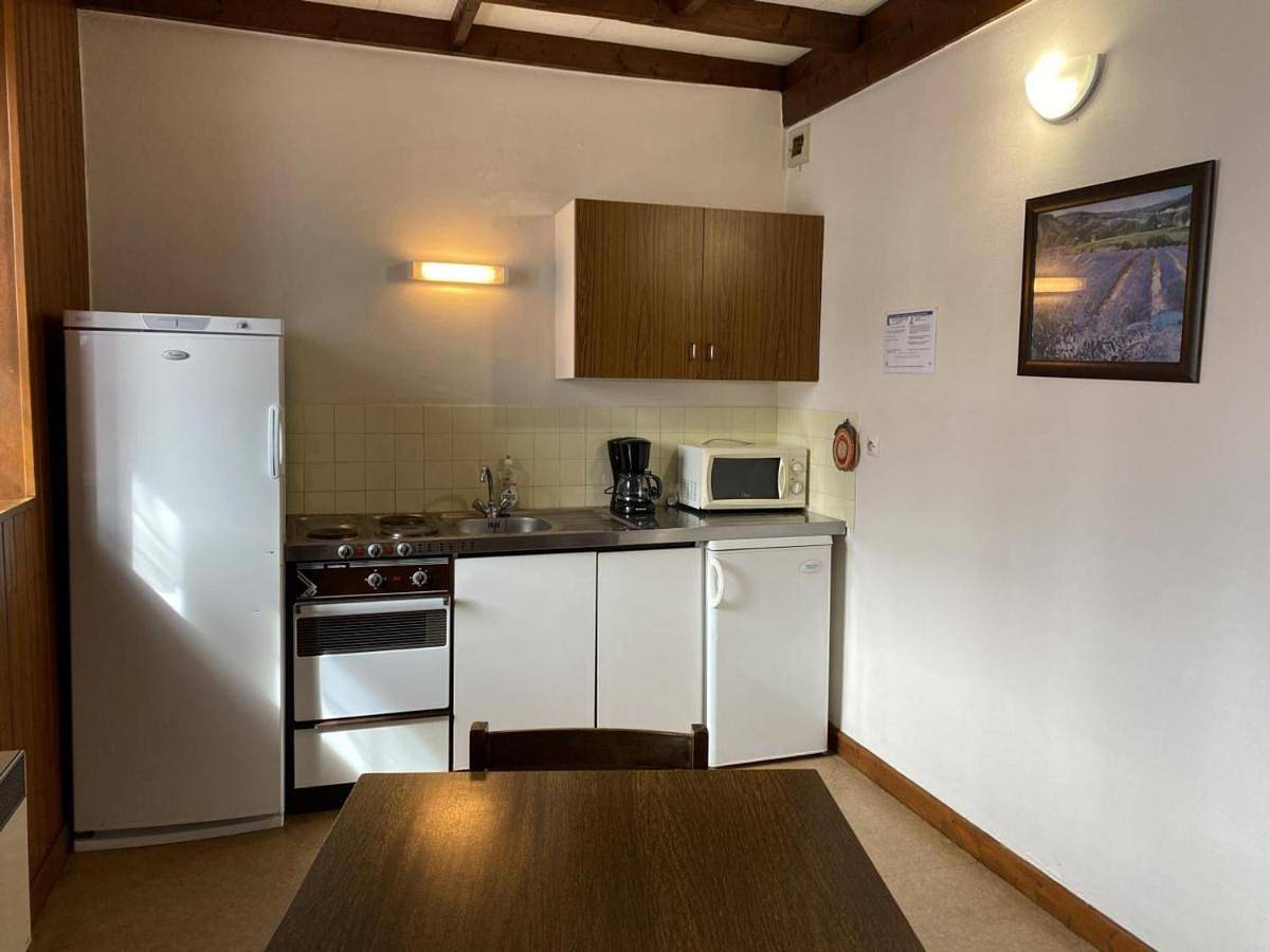 Appartement entier, Appartement Arfeuilles, 4 pièces, 6 personnes - Fr-1-489-182 in Arfeuilles, Région de Vichy