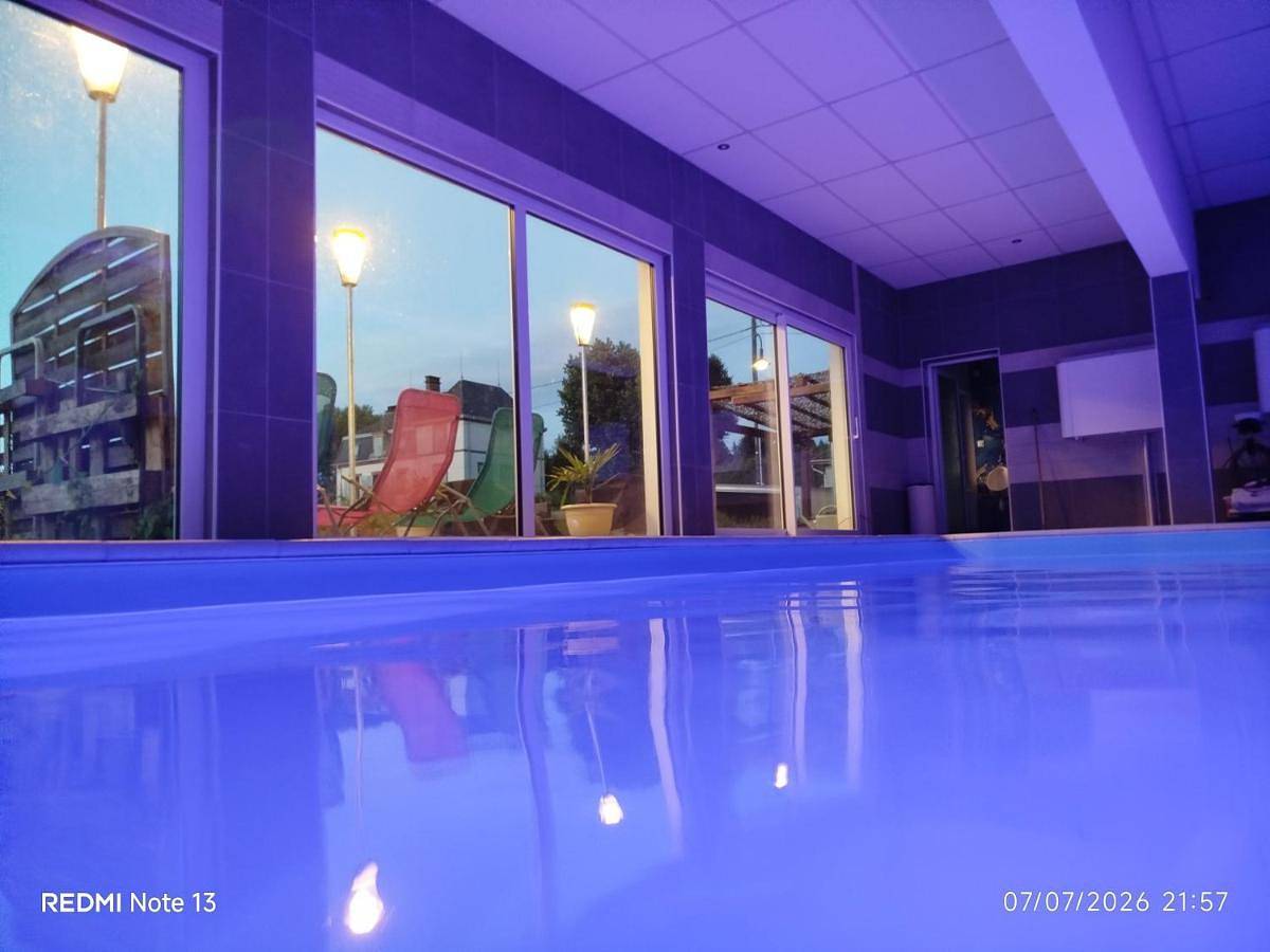 Gîte "fils de laine" Piscine chauffée interieure et Sauna ouverts toute l'année in Celles-sur-Plaine, Saint-Dié-des-Vosges