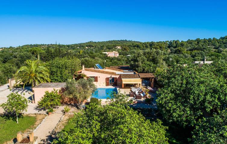 Finca mit Hund für 6 Personen, mit Pool und Terrasse, mit Haustier in Artà