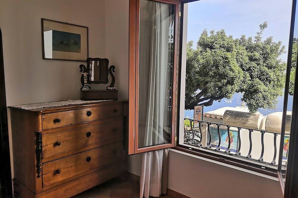 Entire apartment, Sea View in Positano 1 in Spiaggia Fornillo, Positano