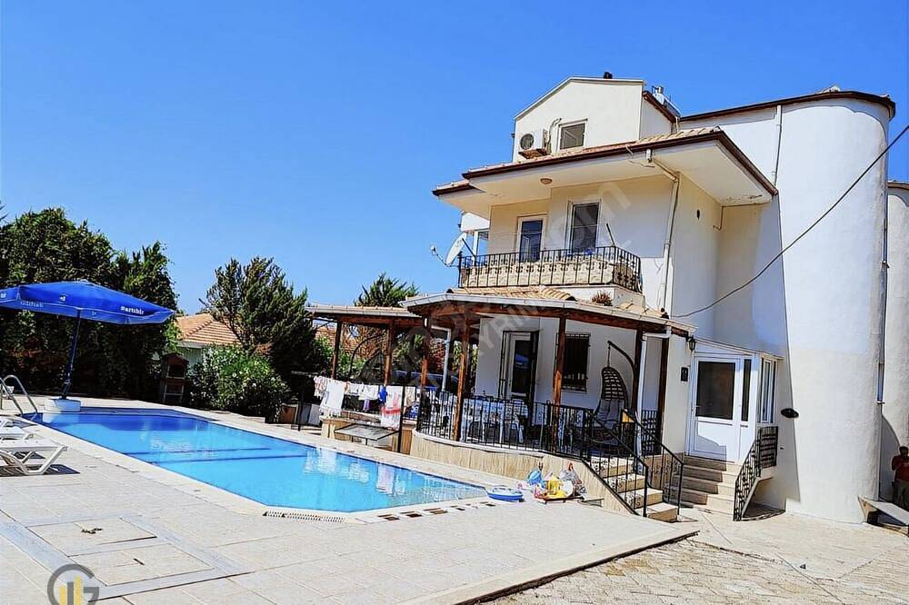 Ganze Wohnung, Ölüdeniz villa with Pool for family \non the way of Ölüdeniz. Big area barbacu….. in Fethiye, Türkische Ägäis