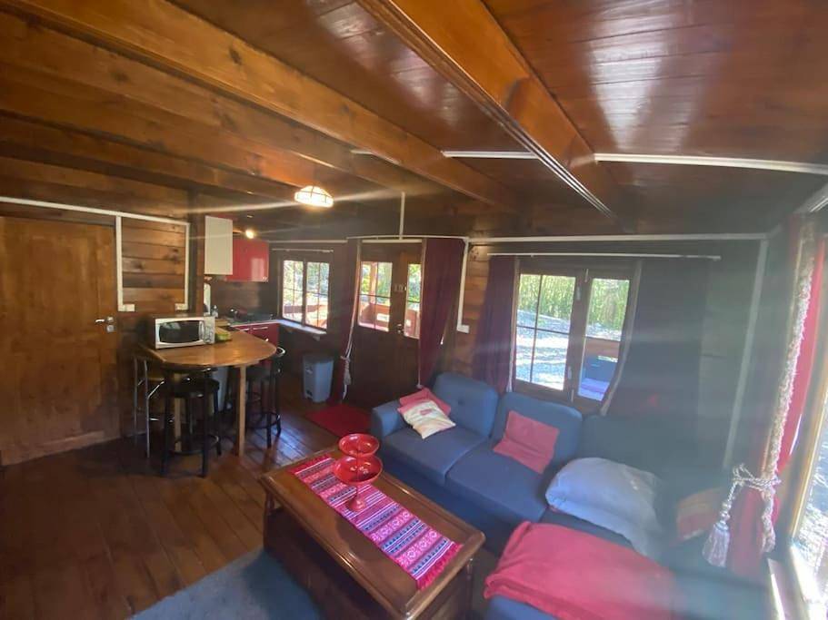 Two-Bedroom Chalet in Villard-Saint-Sauveur, Parc naturel régional du Haut-Jura