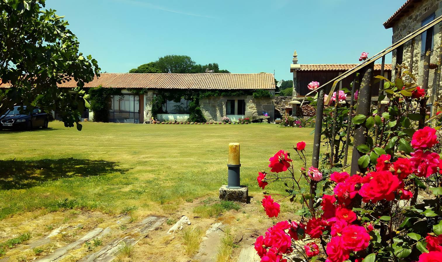 Finca 'Portomeñe' mit Bergblick, privatem Garten und Wi-Fi in Quinzán, Chantada