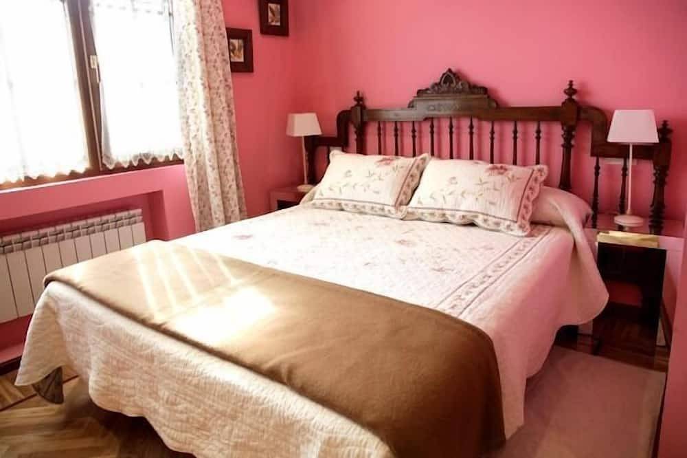 Casa rural (alquiler íntegro) El Portal del Cerrato para 16 personas in Venta de Baños, Provincia de Palencia