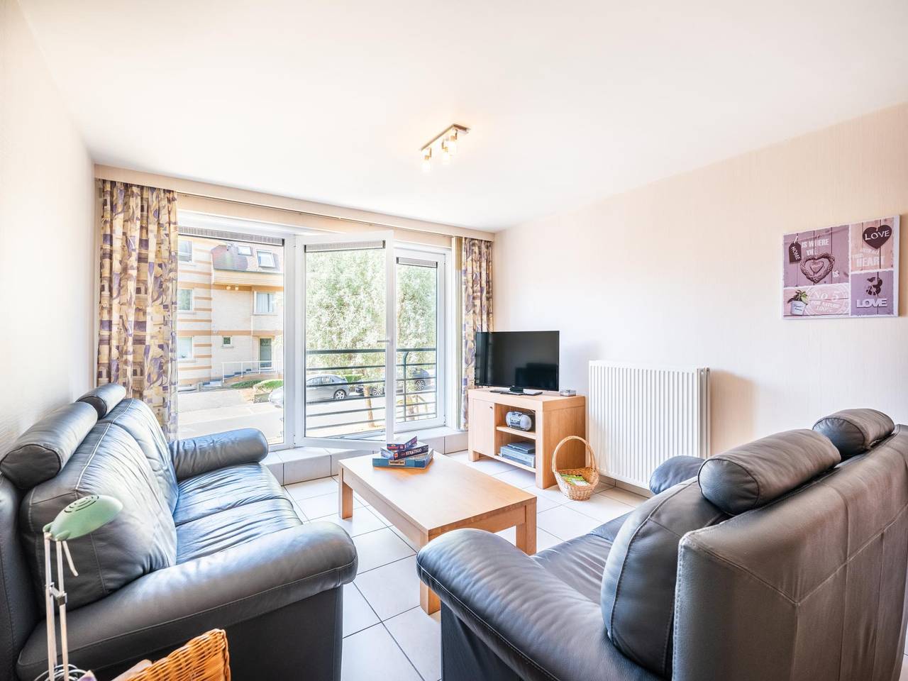 Geheel appartement, Verzorgd appartement met centrale ligging in Koksijde-Bad, Koksijde