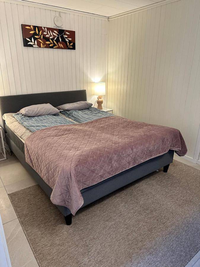 Appartement entier, Sval källarlägenhet på natur- och havsnära Stensö in Kalmar, Mer Baltique suédoise