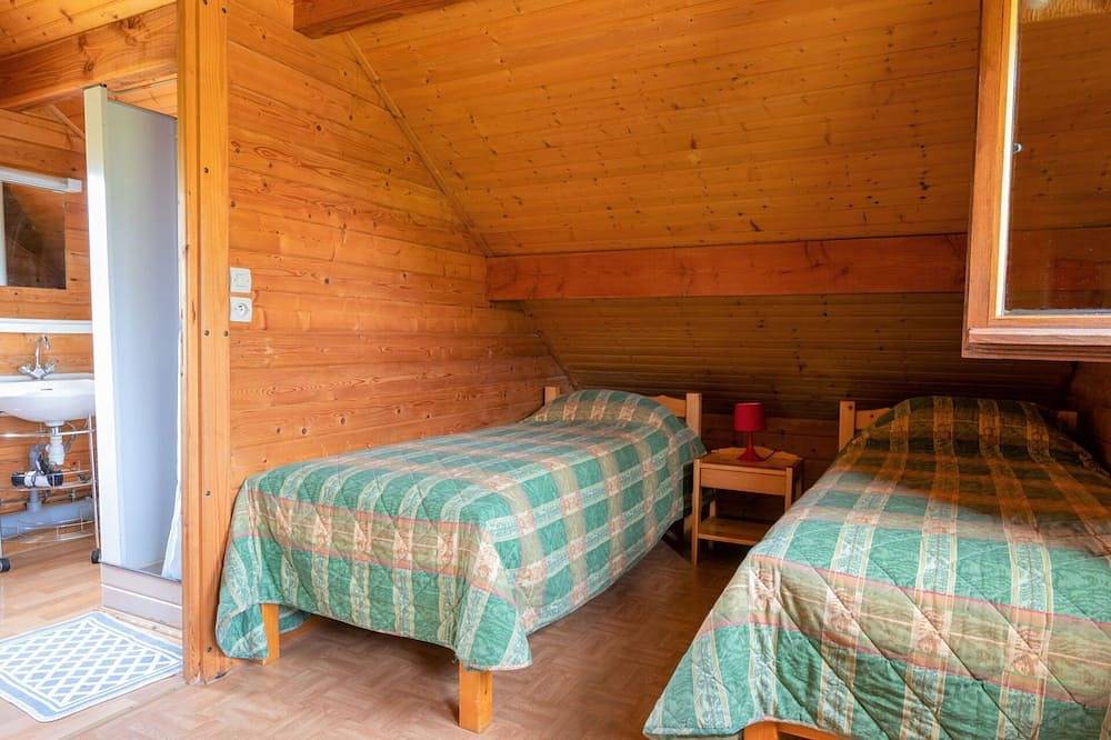 Merveilleuse maison de vacances privée pour 5 personnes avec Tv, terrasse et animaux admis in Camps-Saint-Mathurin-Léobazel, Région de Tulle
