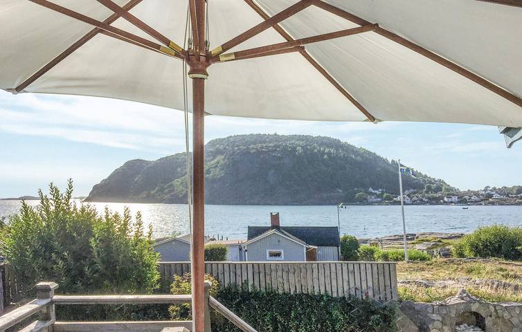 Ferienhaus für 8 Personen mit Garten in Norra Västkusten