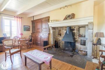 Gîte pour 14 Personnes dans Heume-l'Église, Région de Clermont-Ferrand, Photo 3