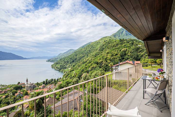 Ferienwohnung für 6 Personen, mit Balkon und Ausblick sowie Seeblick und Garten in Cannero Riviera - 4