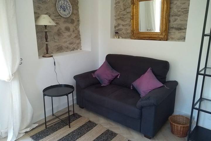 Gîte pour 2 personnes, avec sauna et terrasse ainsi que piscine et jardin à Reynès - 4