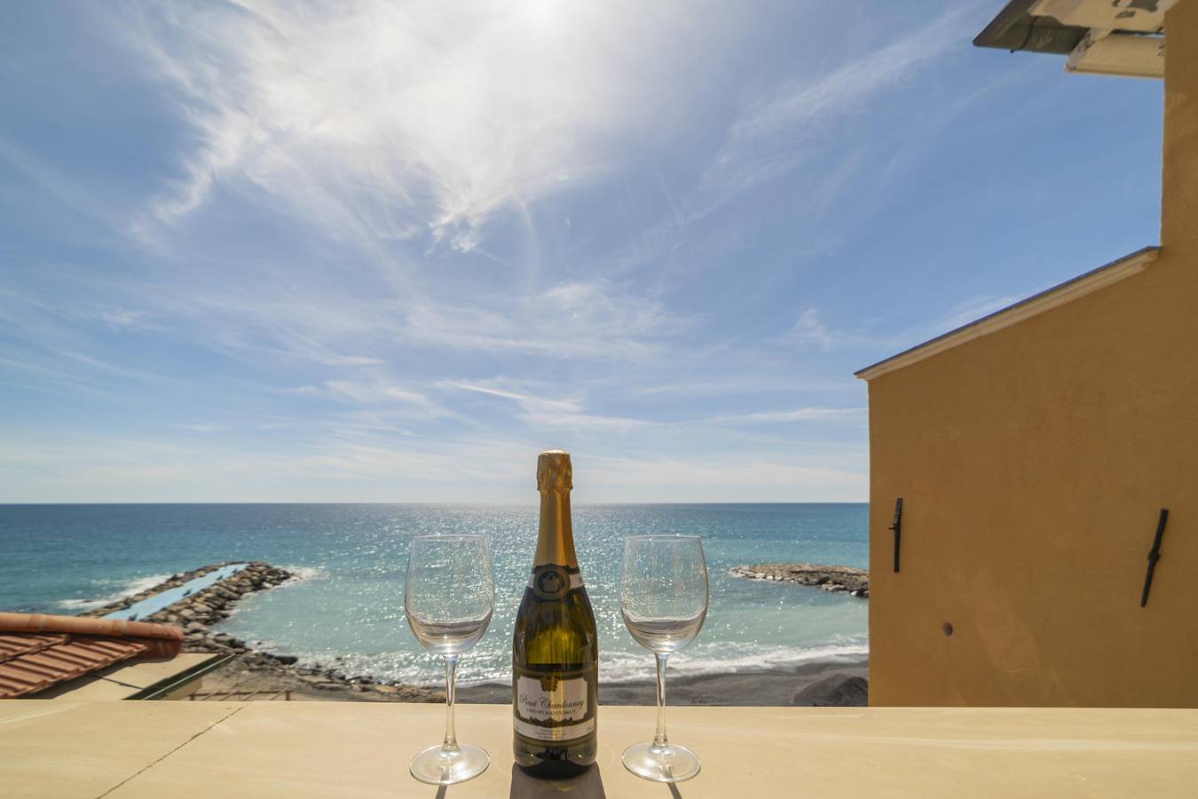 Ganze Wohnung, Wohnung mit Terrasse mit Meerblick | Ap27 in Porto Maurizio, Imperia