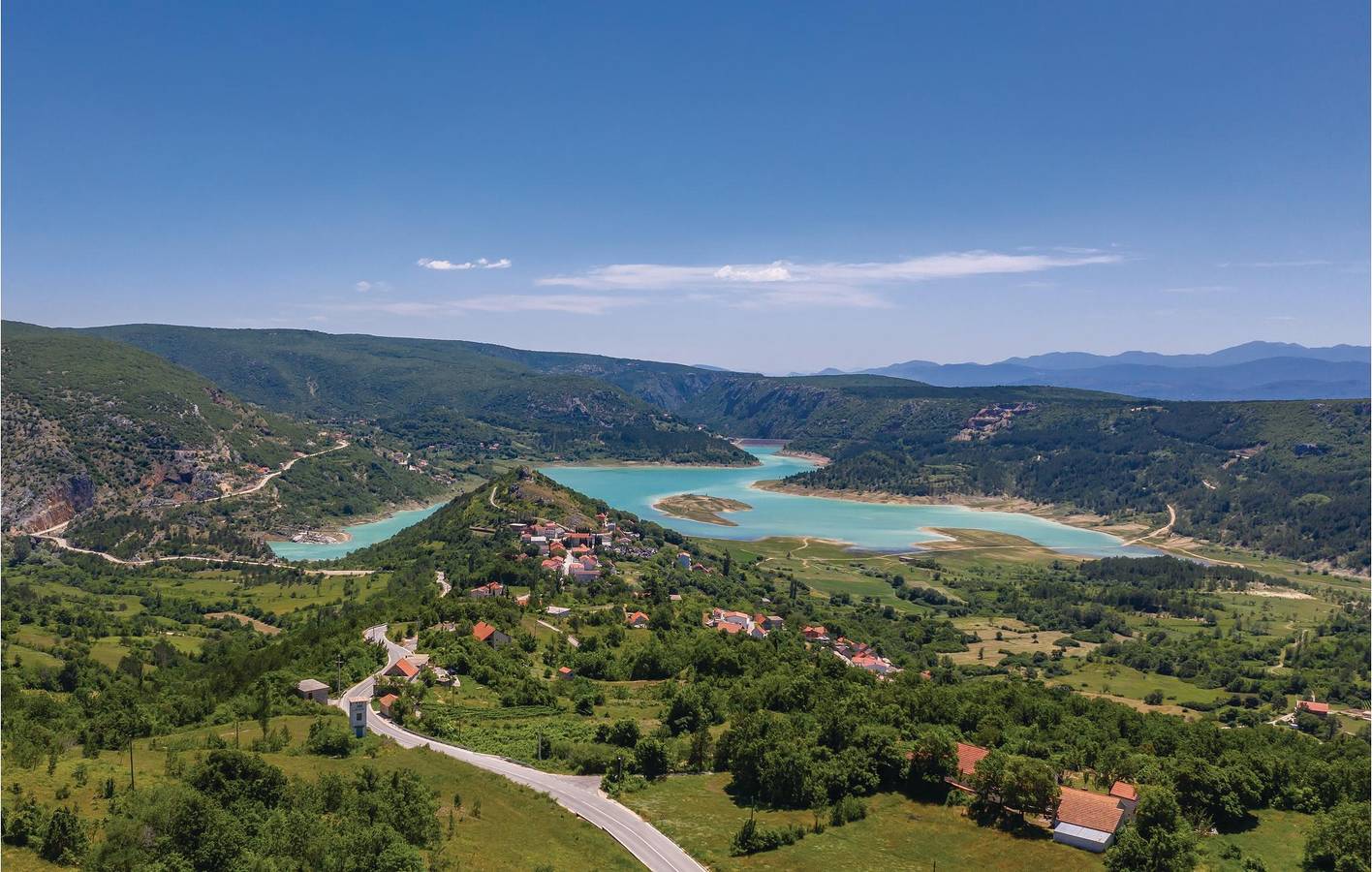 Ferienhaus für 8 Personen mit Terrasse in Makarska Riviera