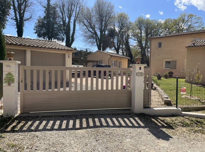 Gîte pour 2 personnes, avec jardin et piscine, animaux acceptés