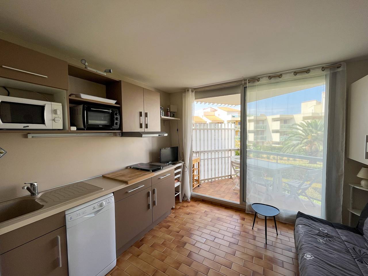Estudio entero, Estudio con piscina y parking seguro a pie de playa en Saint-Cyprien in Saint-Cyprien, Côte d'Améthyste