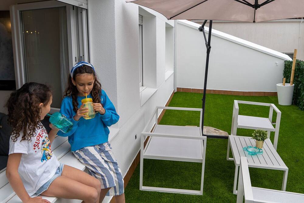 Appartamento intero, Attico Molto Luminoso Con Ampia Terrazza Al Centro in Santiago di Compostela, Provincia della Coruña