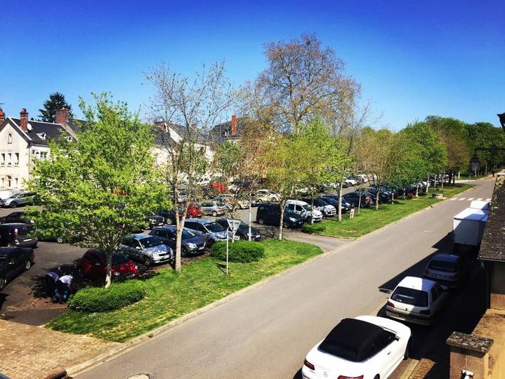 Appartement de vacances pour 6 personnes, avec vue et jardin, animaux acceptés dans le Cher - 3