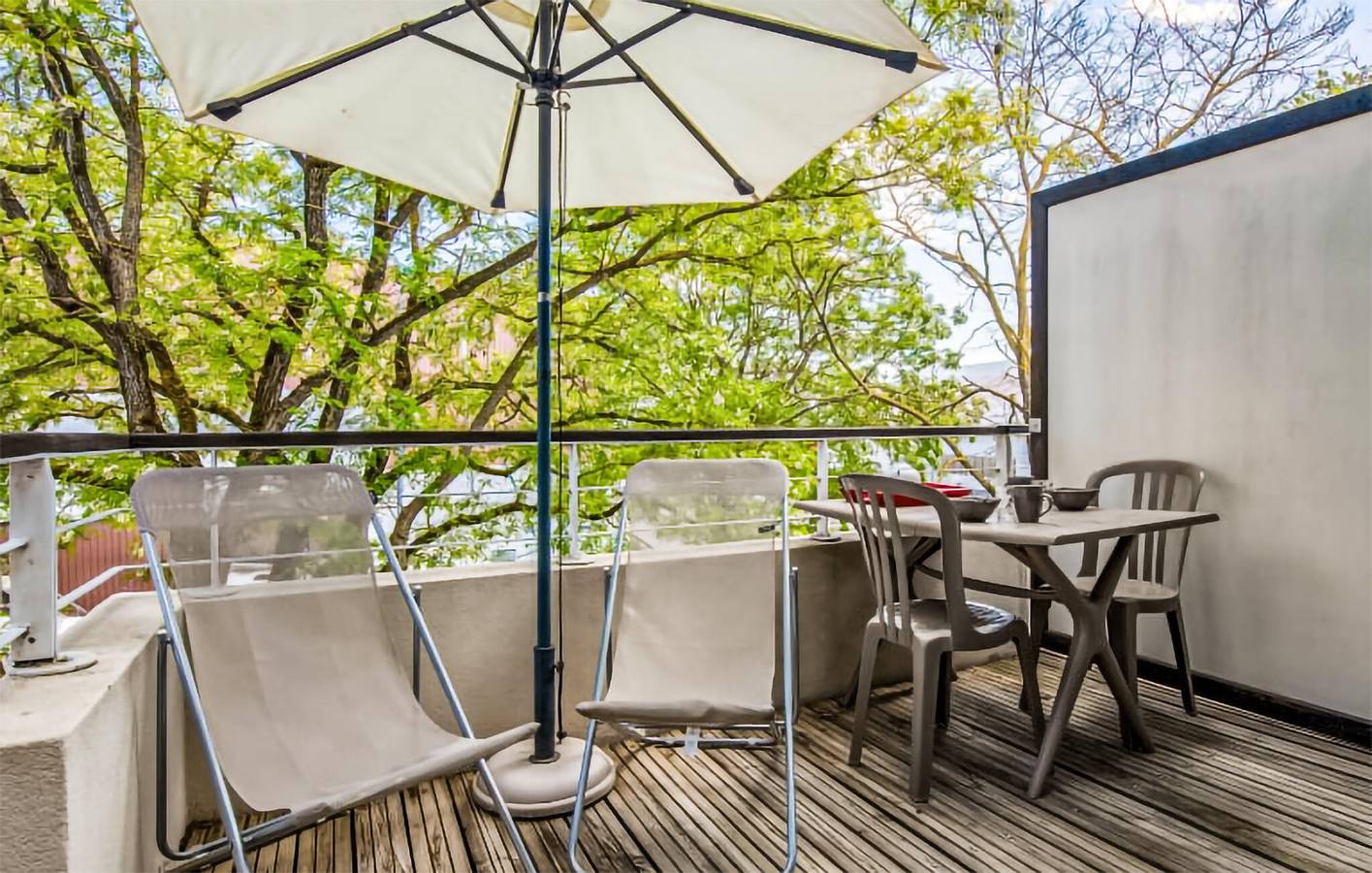 Appartement de vacances entier, Appartement confortable avec terrasse près de la Plage de la Concurrence in La Rochelle, Région de La Rochelle