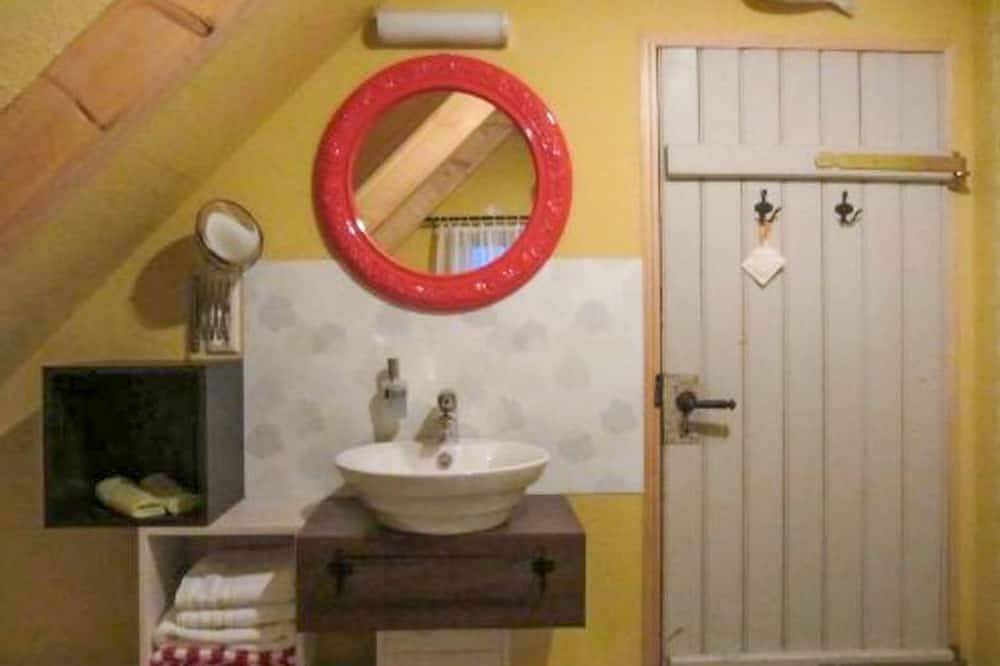 Ganze Wohnung, Koras Dachkammer - Künstlerhaus in Klockenhagen, Ribnitz-Damgarten