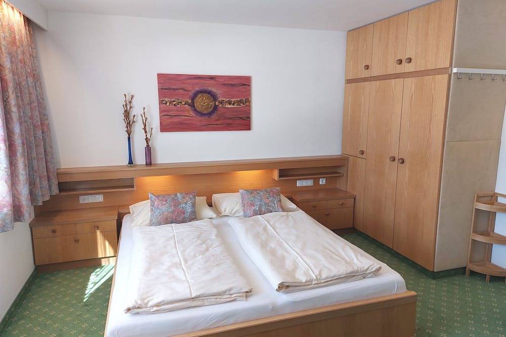 Geheel appartement, Apartment (3) \"Im Wiesengrund\", in Ehrwald-Zugspitze in Ehrwald, Ammergauer Alpen (Oostenrijk)