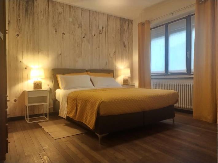 Location de vacances pour 4 personnes, avec Balcon ainsi que Terrasse et Vue à Sondrio - 2