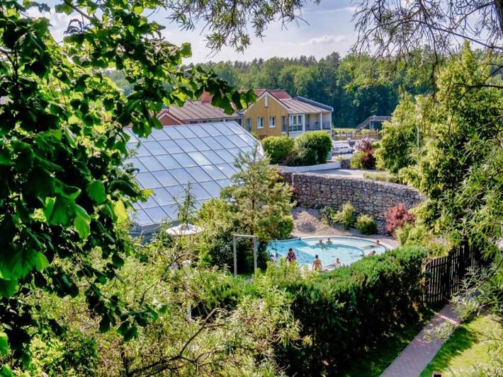 Ferienwohnung für 2 Personen, mit Garten und Sauna sowie Pool, mit Haustier in Kleinzerlang