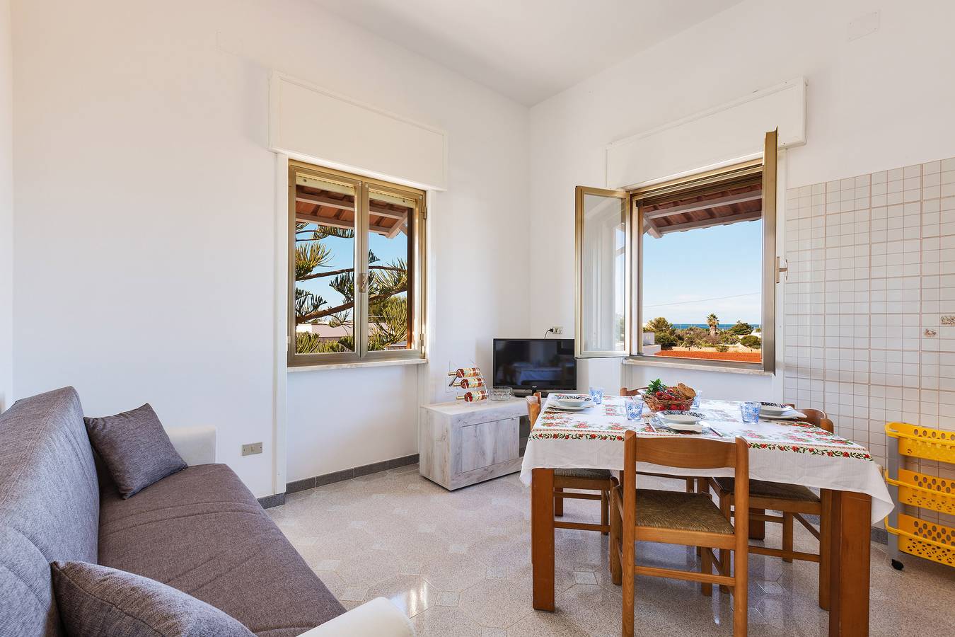 Gästehaus für 6 Personen in Posto Rosso, Marine di Posto Rossi