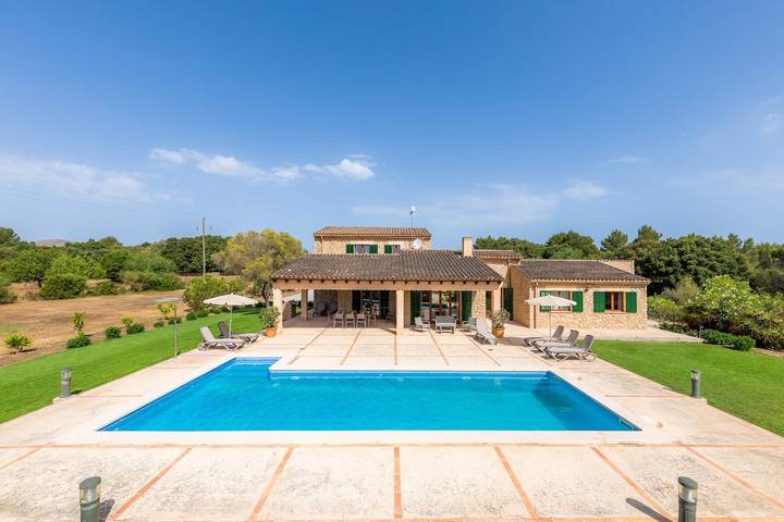 Ferienhaus für 8 Personen, mit Garten in Artà