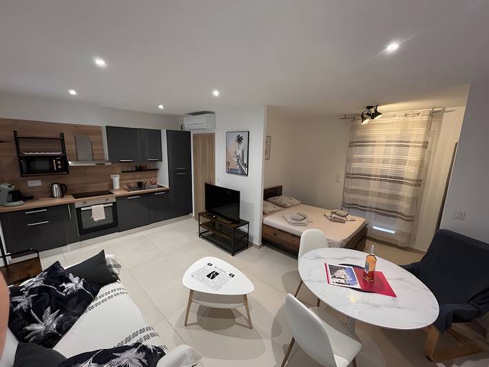 Location de vacances pour 3 personnes, avec jardin dans Fréjus Plage