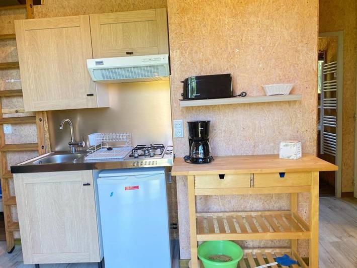 Location de vacances pour 5 personnes, avec jardin ainsi que piscine et vue, animaux acceptés à Vollore-Ville - 4