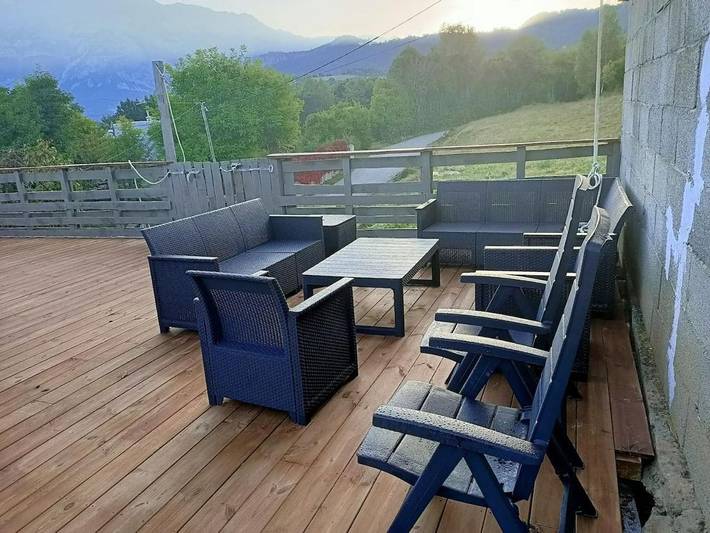 Location de vacances pour 10 personnes, avec terrasse et vue à Saint-Vincent-les-Forts - 4