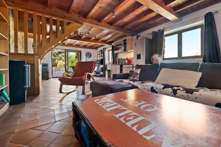 Gîte pour 4 personnes, avec Jardin dans Larnage