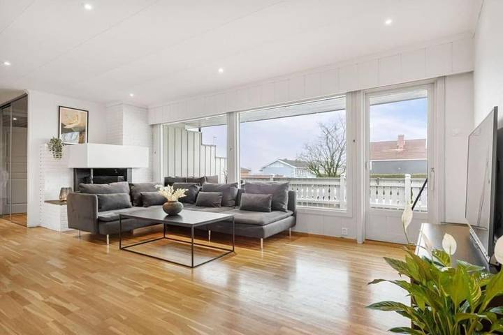 Ferienwohnung für 6 Personen, mit Terrasse und Ausblick sowie Garten - 1